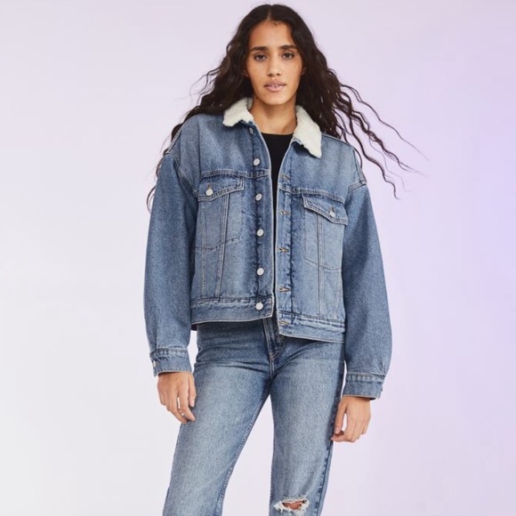 Denim blue/cream comfy jacket with thick cotton it runs large - Picture 2 of 4